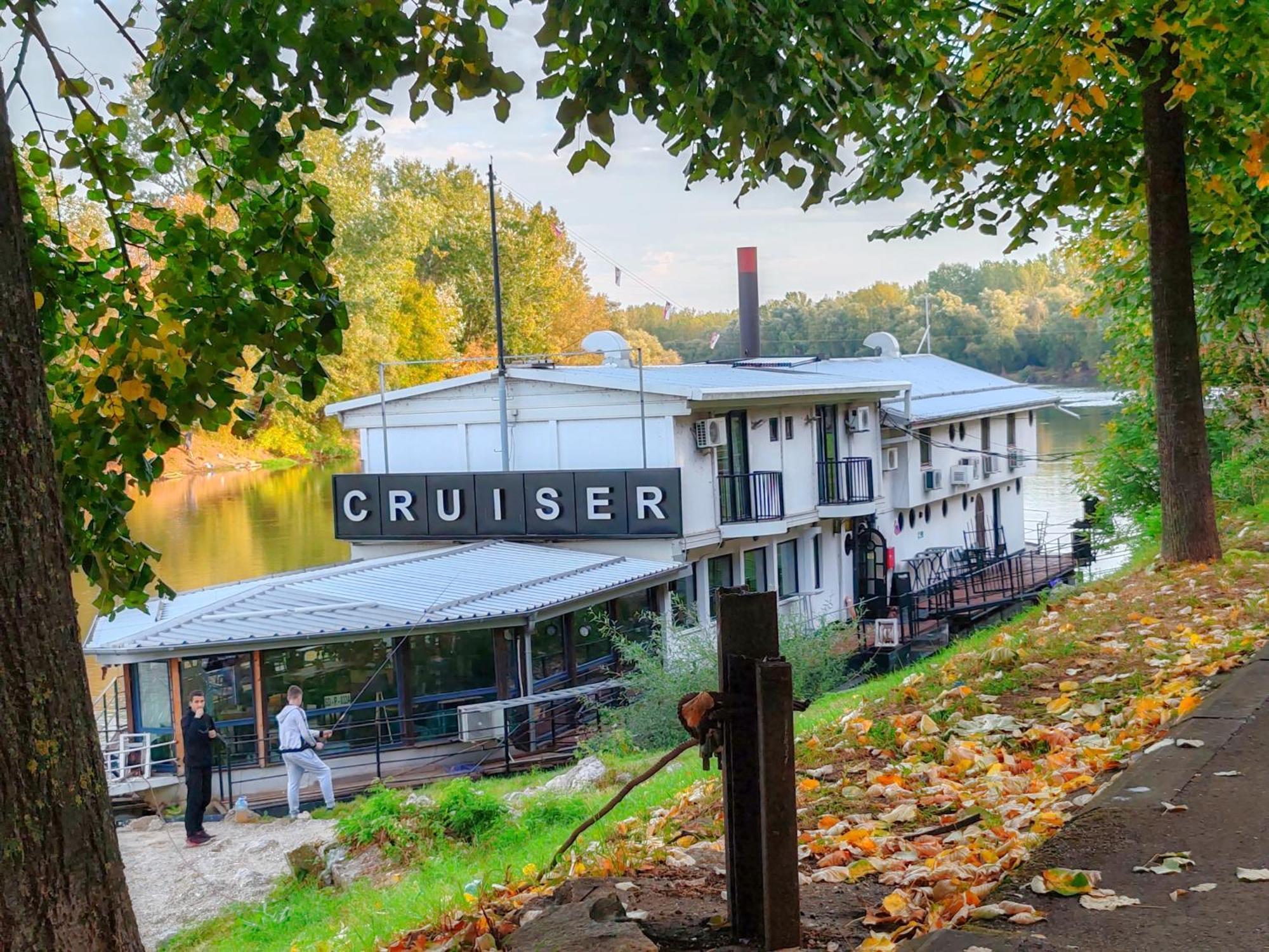 Ćuprija Cruiser Restoran מראה חיצוני תמונה